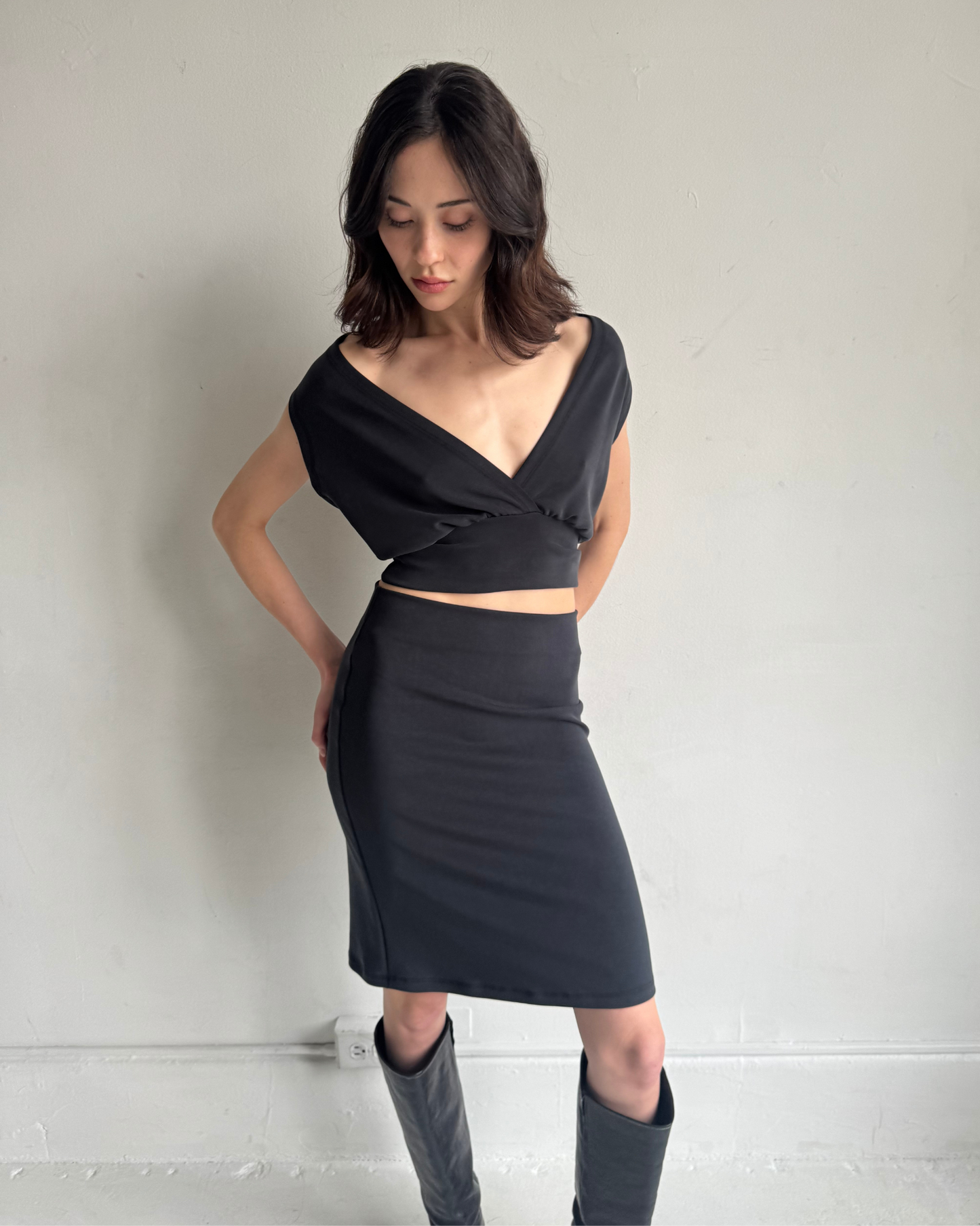 Ease Midi Skirt Black