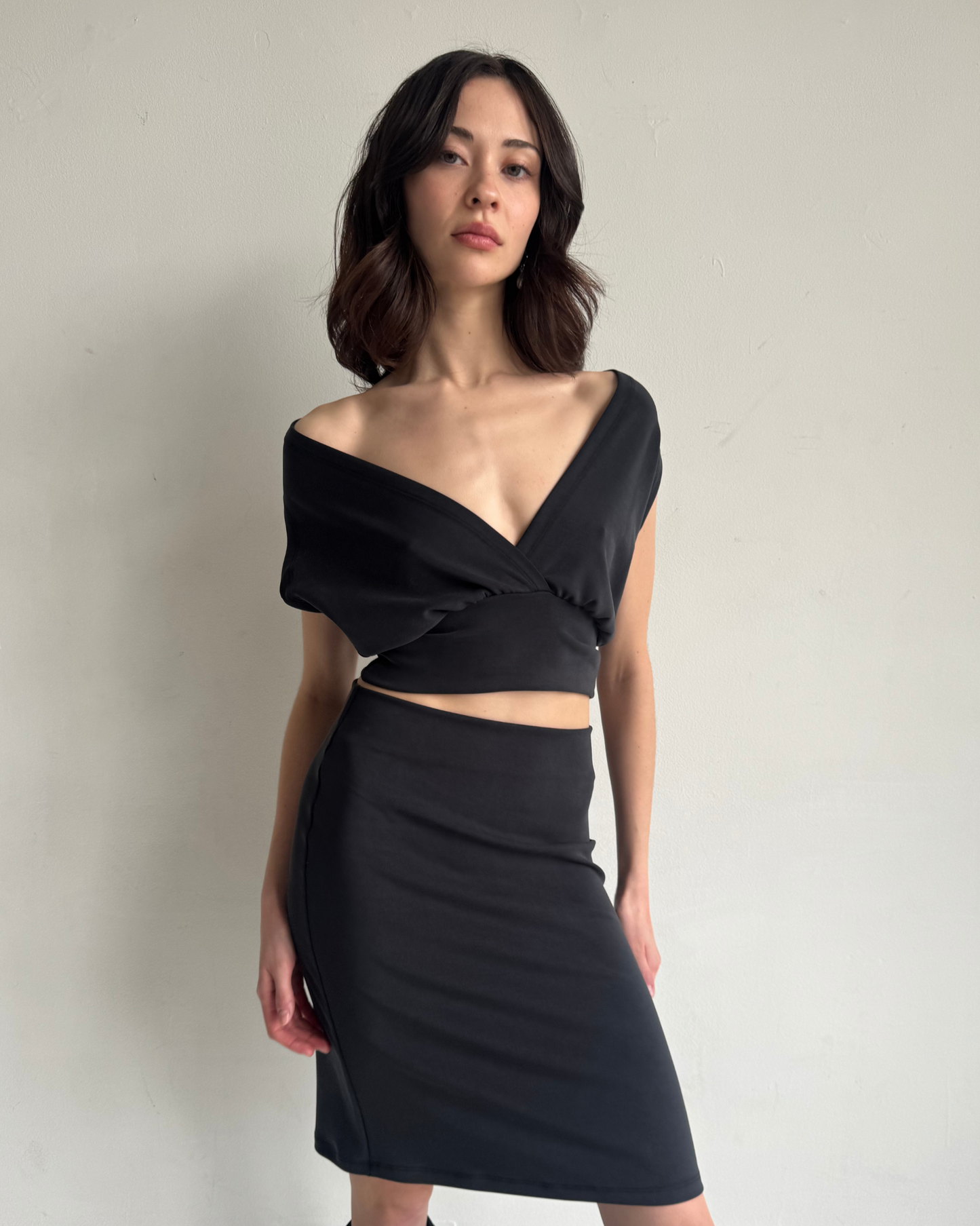 Ease Midi Skirt Black