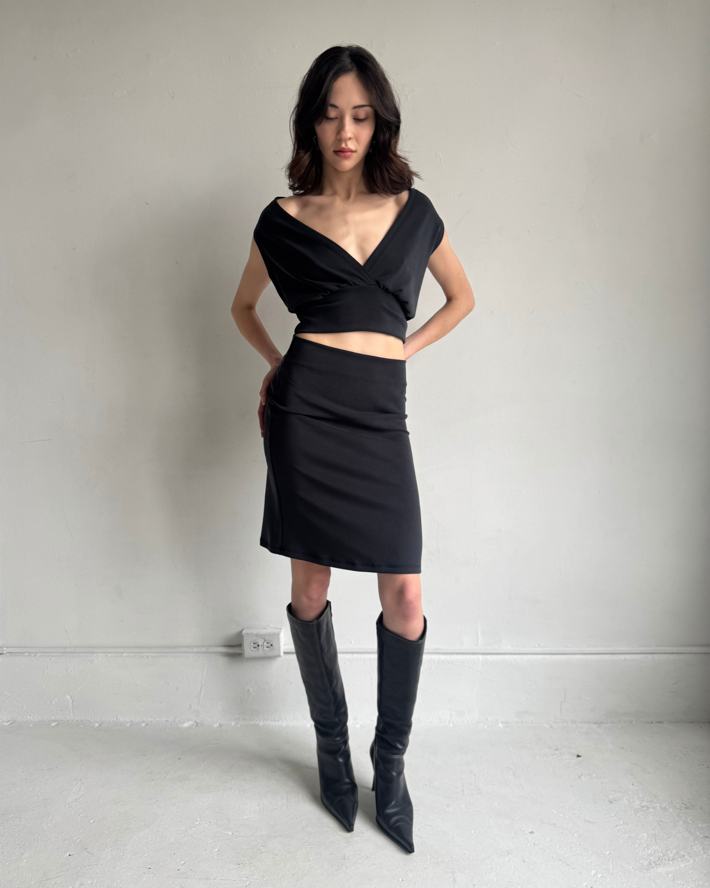 Ease Midi Skirt Black