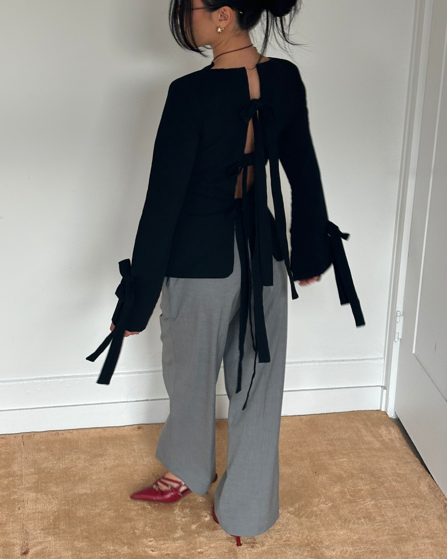 Longsleeve Bowtie Vest Black