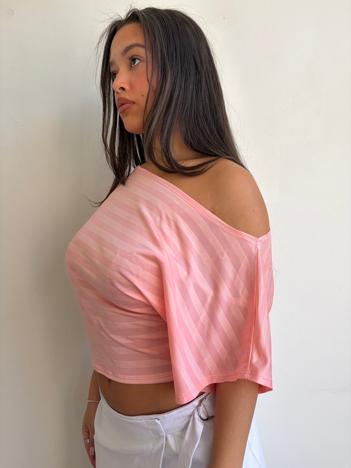 Billow Top Carnation